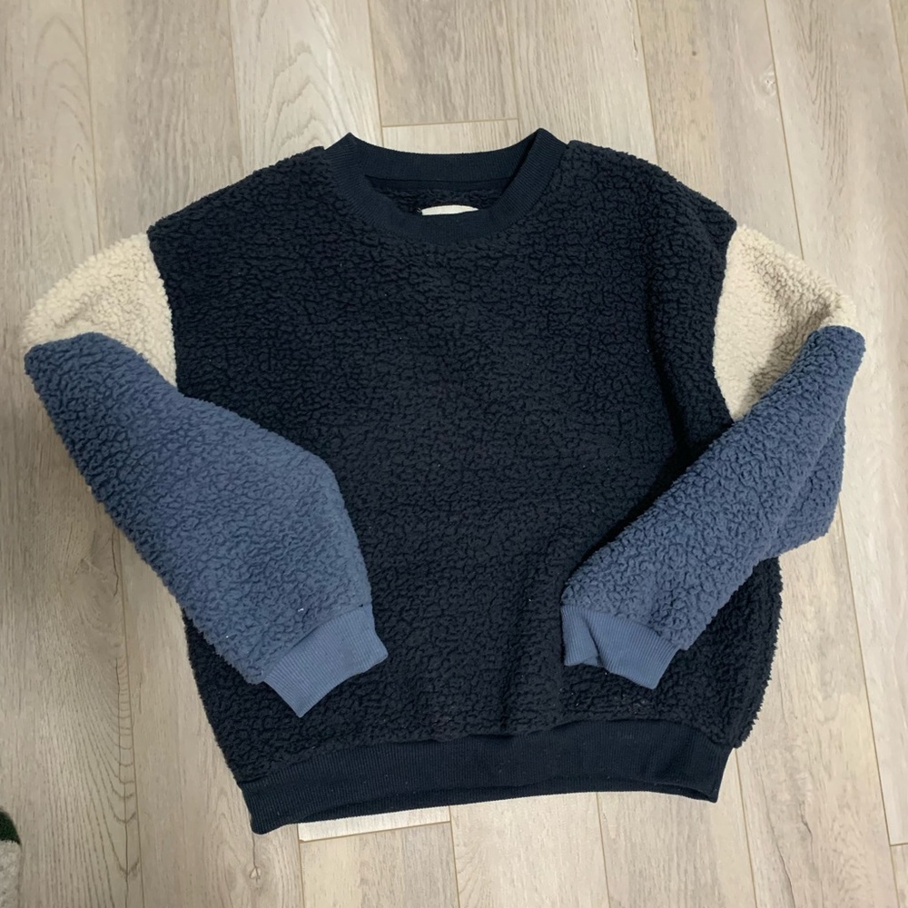 American eagle sweater